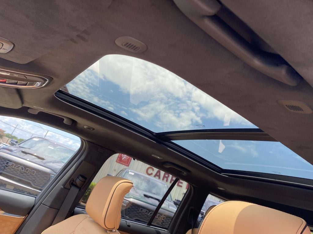 2026 Jeep Grand Cherokee GRAND CHEROKEE SUMMIT 4X4