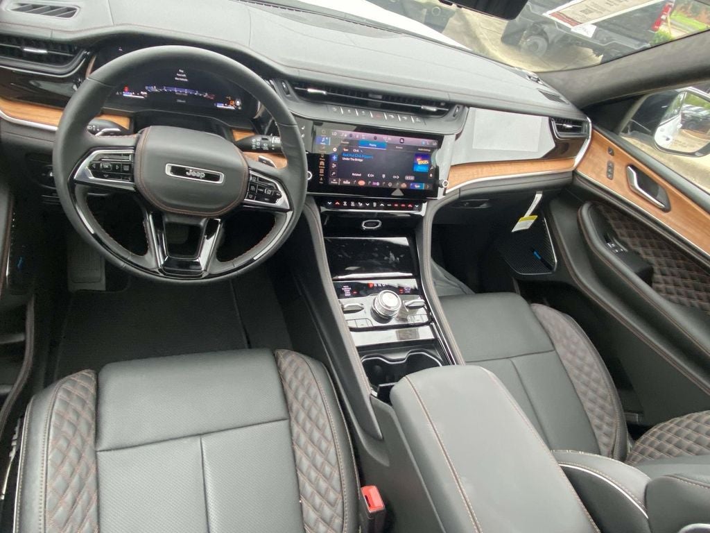 2026 Jeep Grand Cherokee GRAND CHEROKEE SUMMIT 4X4