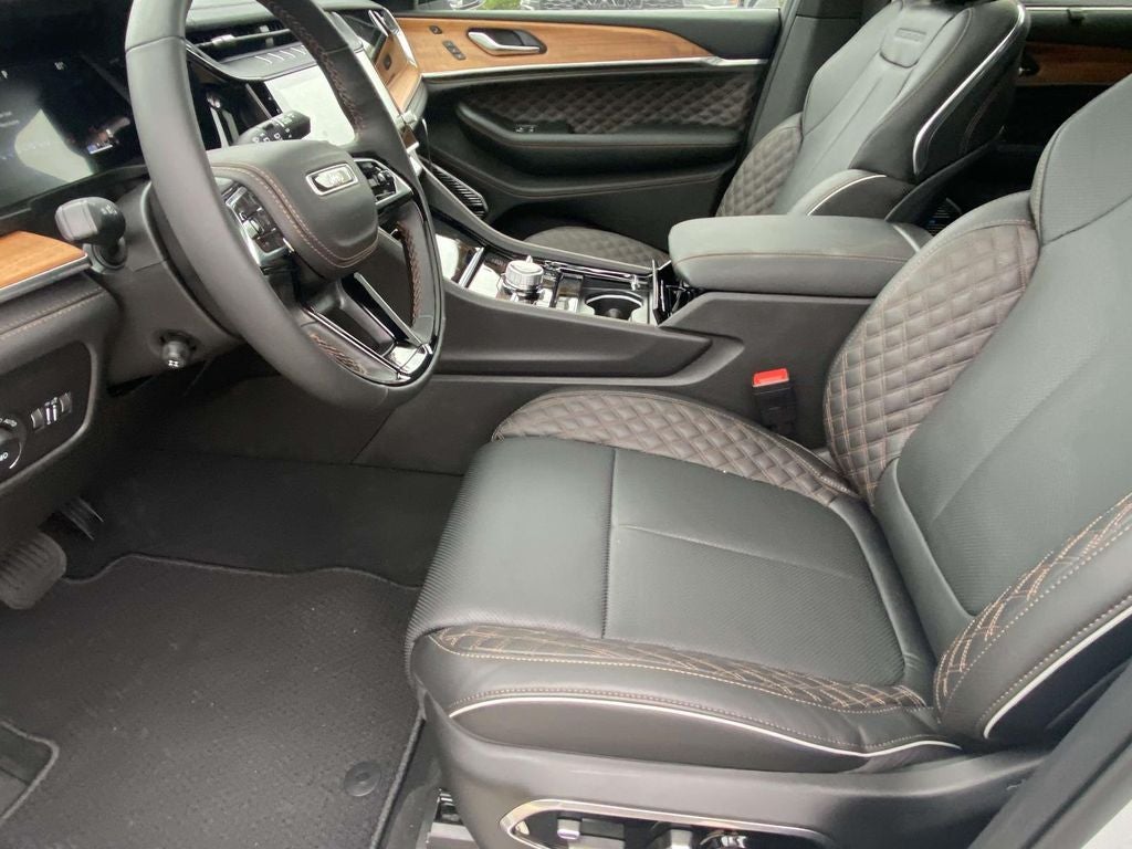 2026 Jeep Grand Cherokee GRAND CHEROKEE SUMMIT 4X4