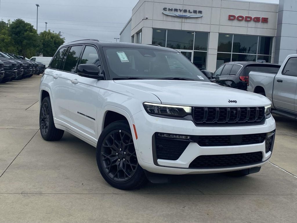 2026 Jeep Grand Cherokee GRAND CHEROKEE SUMMIT 4X4