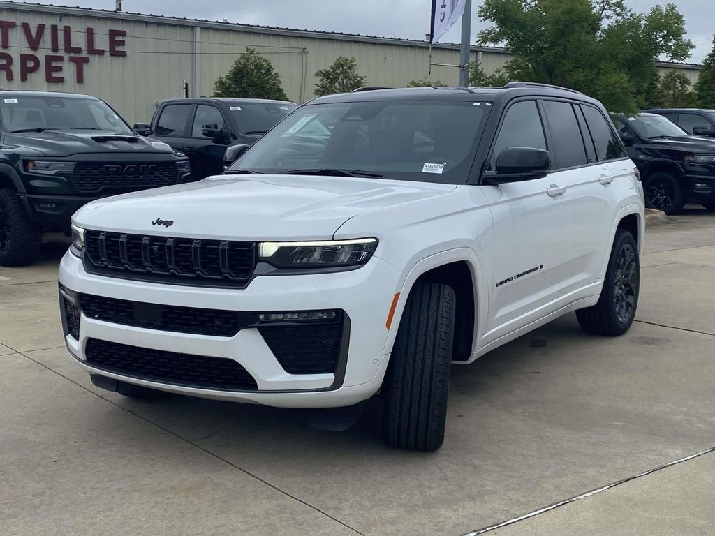 2026 Jeep Grand Cherokee GRAND CHEROKEE SUMMIT 4X4