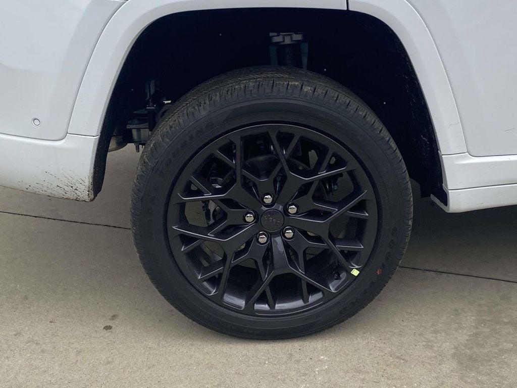 2026 Jeep Grand Cherokee GRAND CHEROKEE SUMMIT 4X4