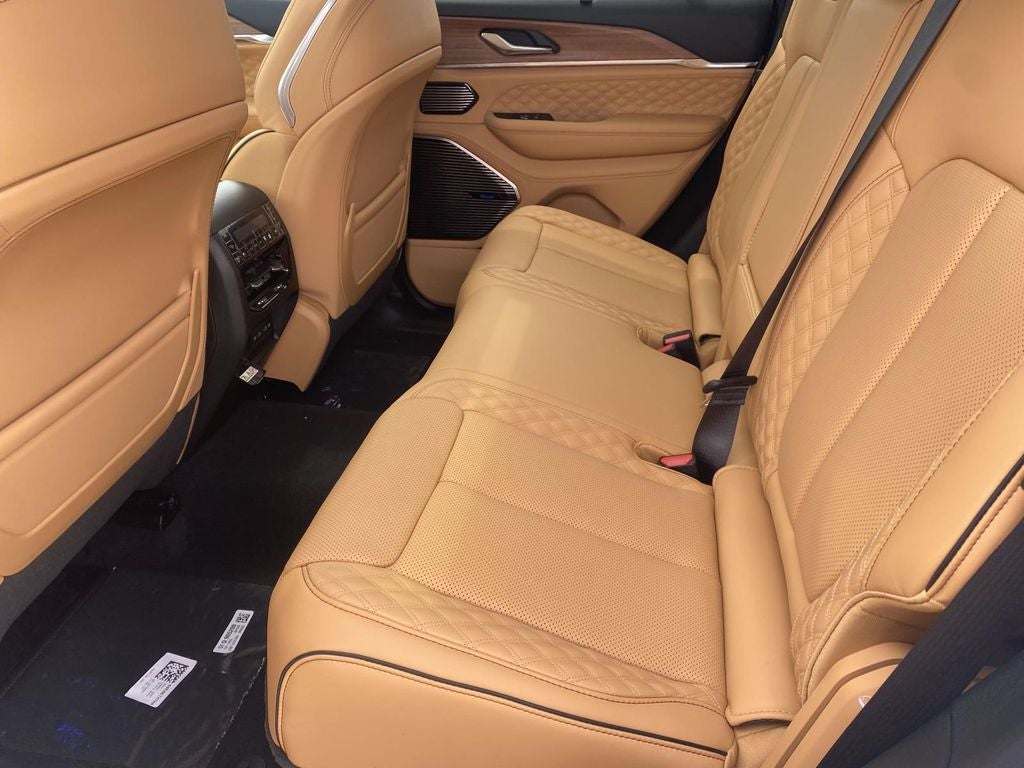2026 Jeep Grand Cherokee GRAND CHEROKEE SUMMIT 4X4