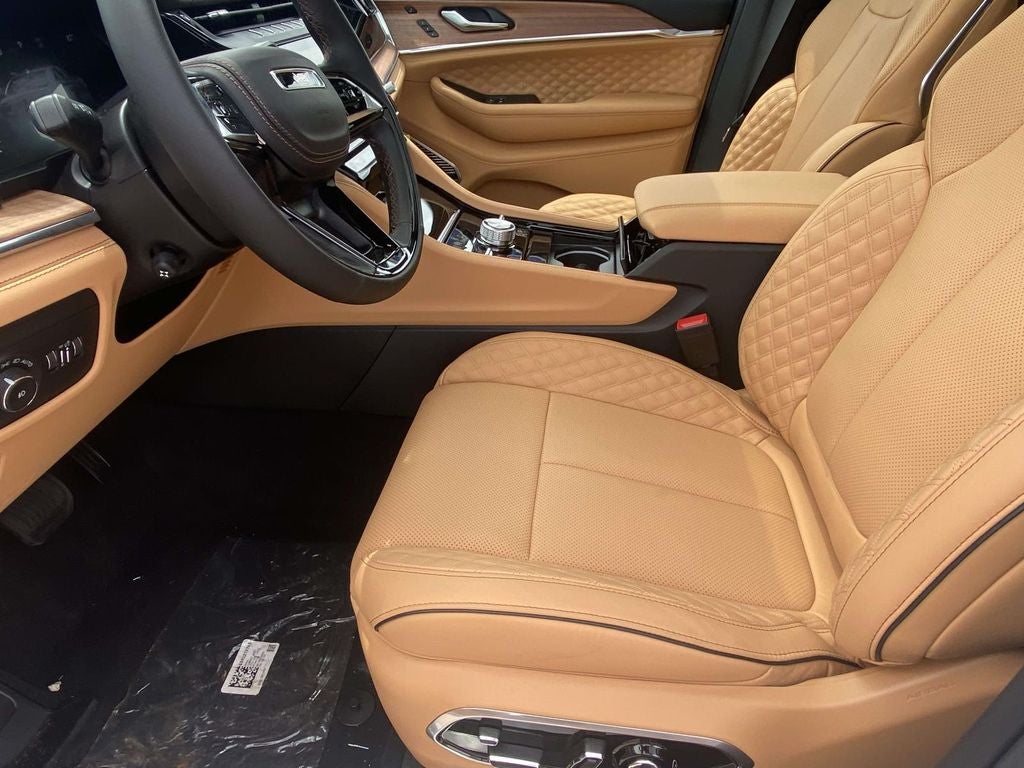 2026 Jeep Grand Cherokee GRAND CHEROKEE SUMMIT 4X4