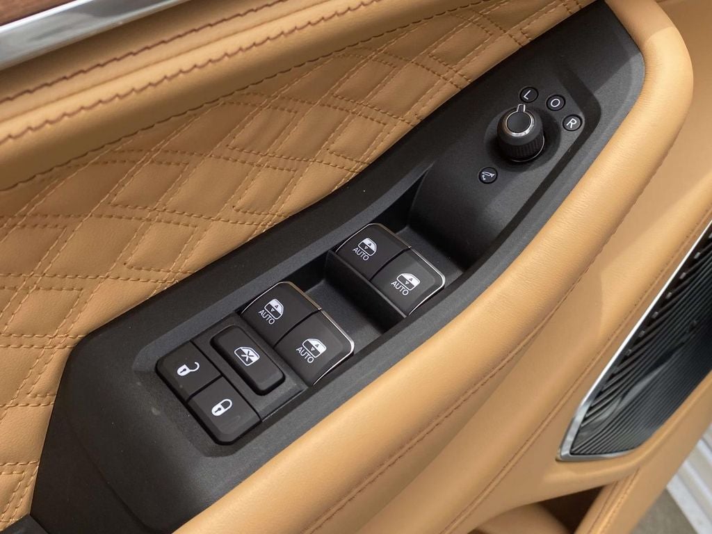2026 Jeep Grand Cherokee GRAND CHEROKEE SUMMIT 4X4