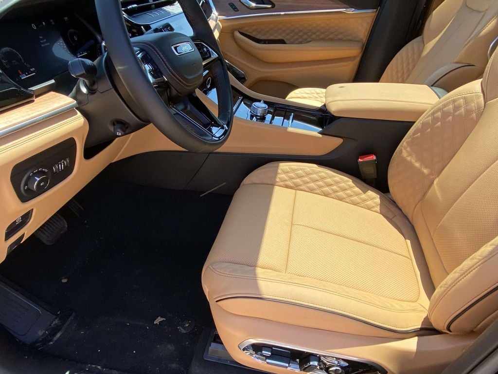 2026 Jeep Grand Cherokee GRAND CHEROKEE SUMMIT 4X4