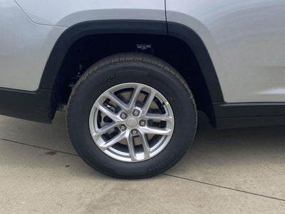 2026 Jeep Grand Cherokee GRAND CHEROKEE L LAREDO X 4X2