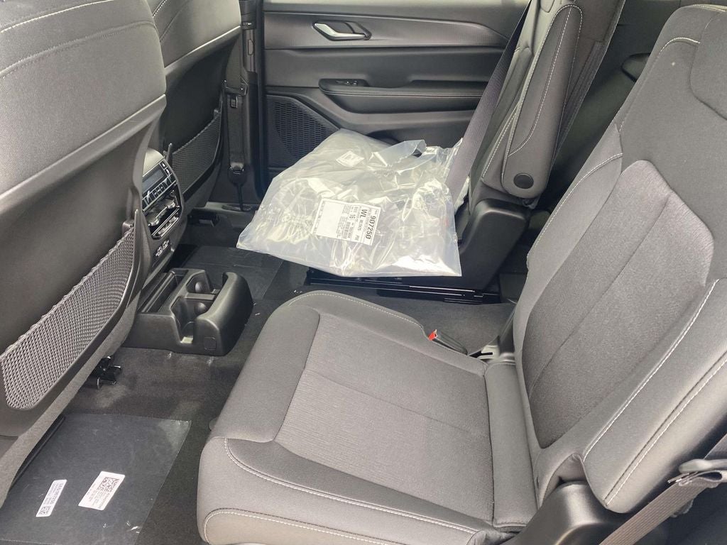 2026 Jeep Grand Cherokee GRAND CHEROKEE L LAREDO X 4X2