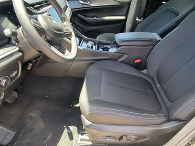 2026 Jeep Grand Cherokee GRAND CHEROKEE L LAREDO 4X2