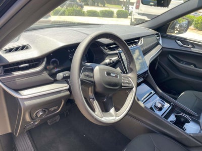 2026 Jeep Grand Cherokee GRAND CHEROKEE L LAREDO 4X2