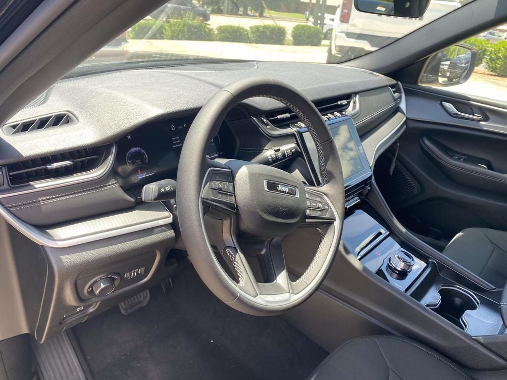 2026 Jeep Grand Cherokee GRAND CHEROKEE L LAREDO 4X2