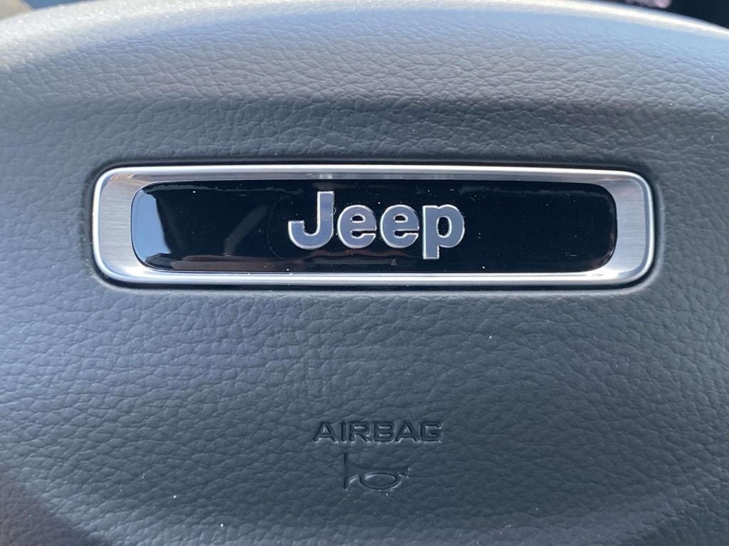 2026 Jeep Grand Cherokee GRAND CHEROKEE L LAREDO 4X2