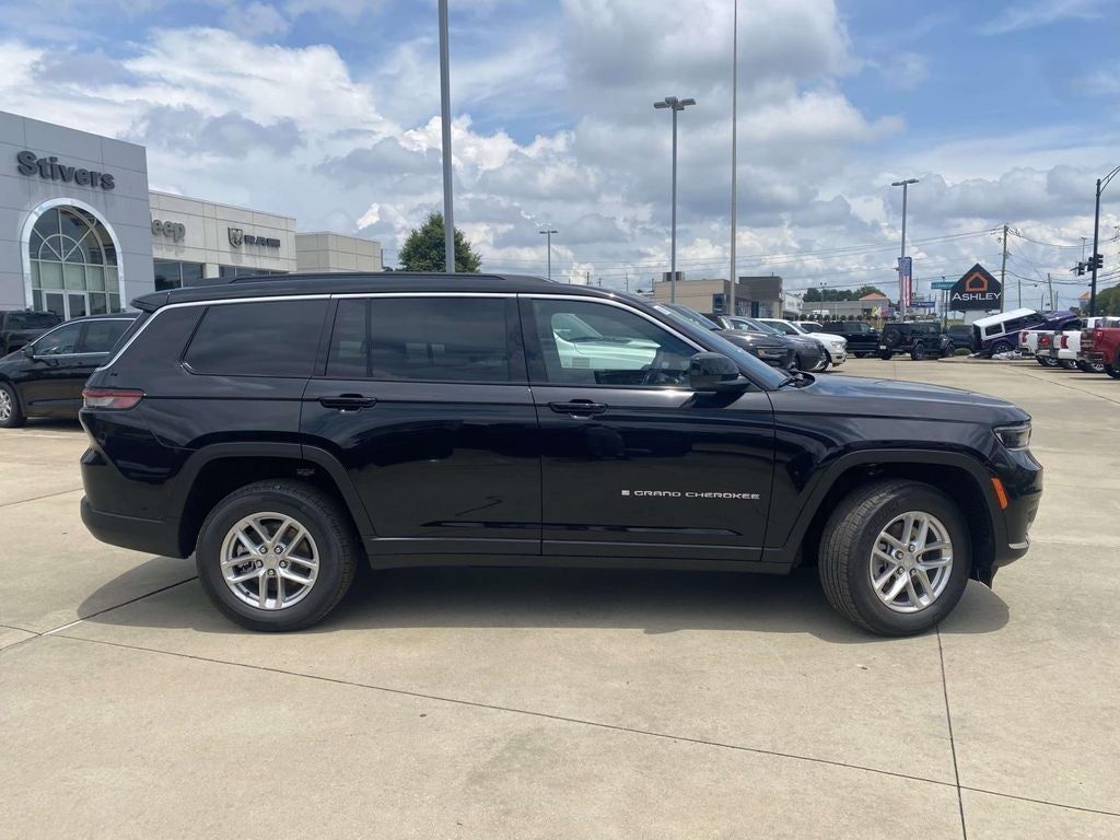 2026 Jeep Grand Cherokee GRAND CHEROKEE L LAREDO 4X2