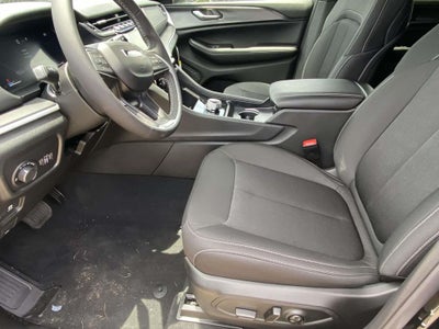 2026 Jeep Grand Cherokee GRAND CHEROKEE L LAREDO 4X2