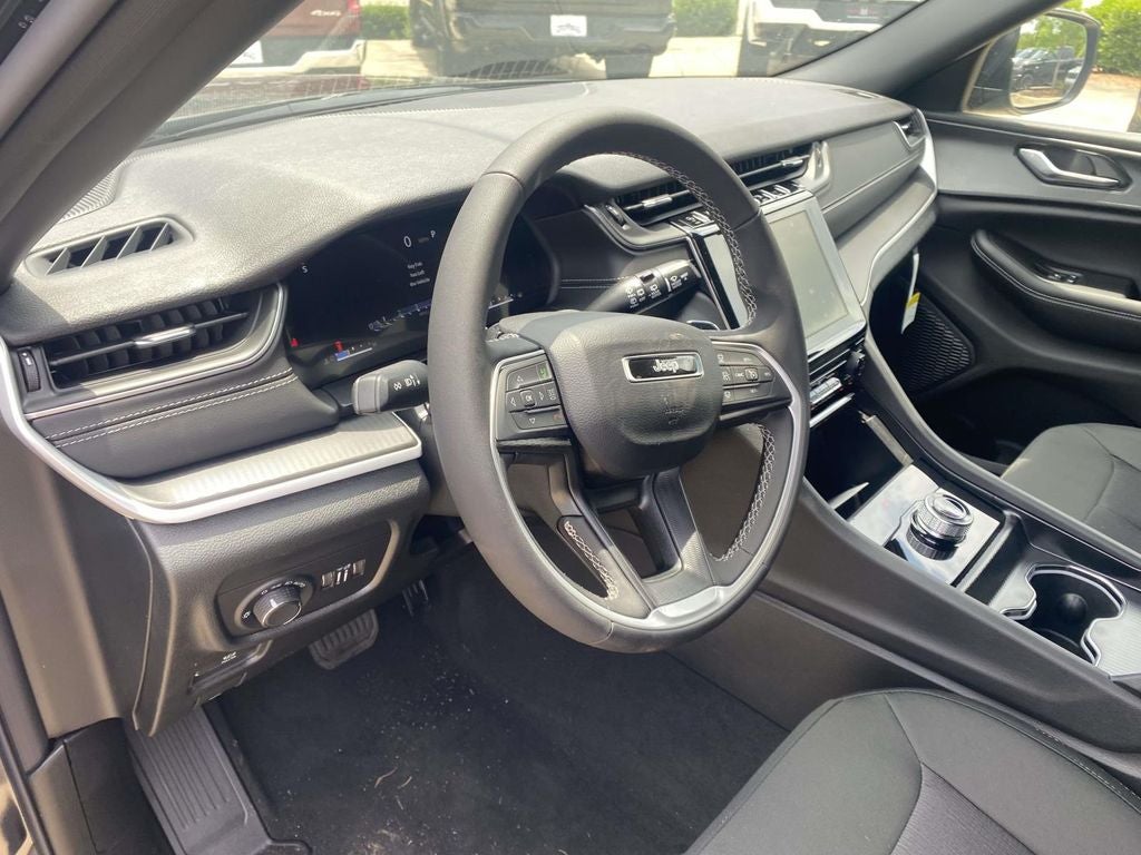 2026 Jeep Grand Cherokee GRAND CHEROKEE L LAREDO 4X2