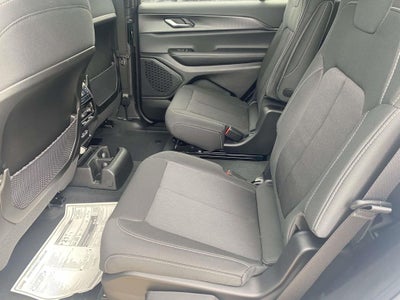 2026 Jeep Grand Cherokee GRAND CHEROKEE L LAREDO X 4X2