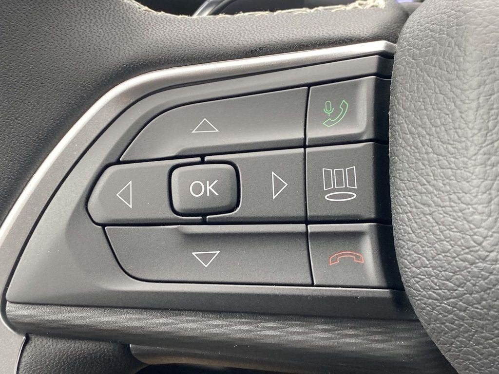 2026 Jeep Grand Cherokee GRAND CHEROKEE L LAREDO X 4X2