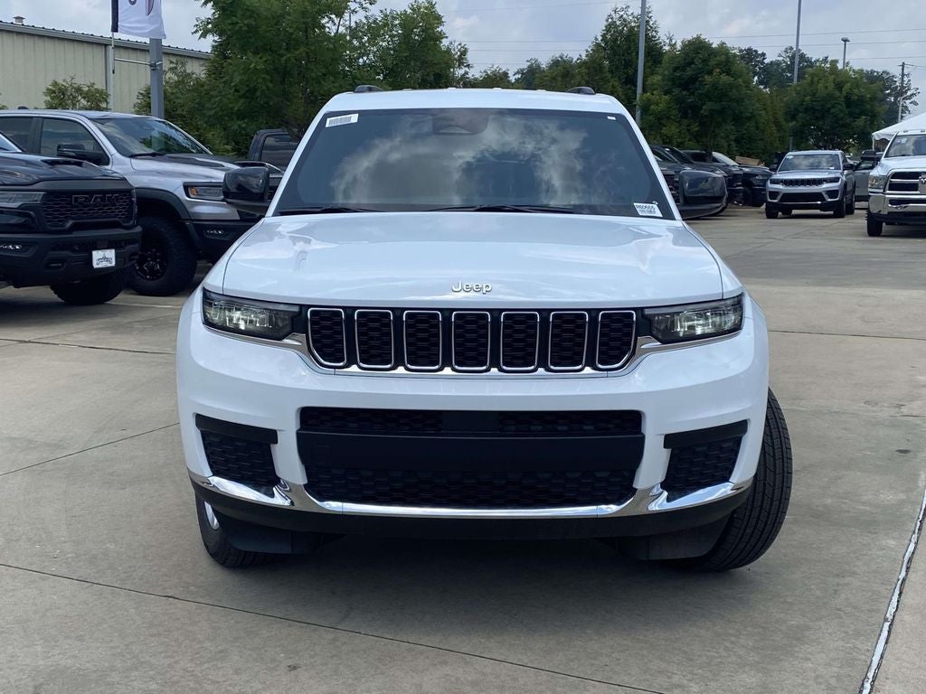 2026 Jeep Grand Cherokee GRAND CHEROKEE L LAREDO 4X2