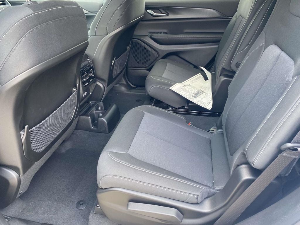 2026 Jeep Grand Cherokee GRAND CHEROKEE L LAREDO 4X2