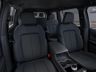 2026 Jeep Grand Cherokee GRAND CHEROKEE L LAREDO X 4X2