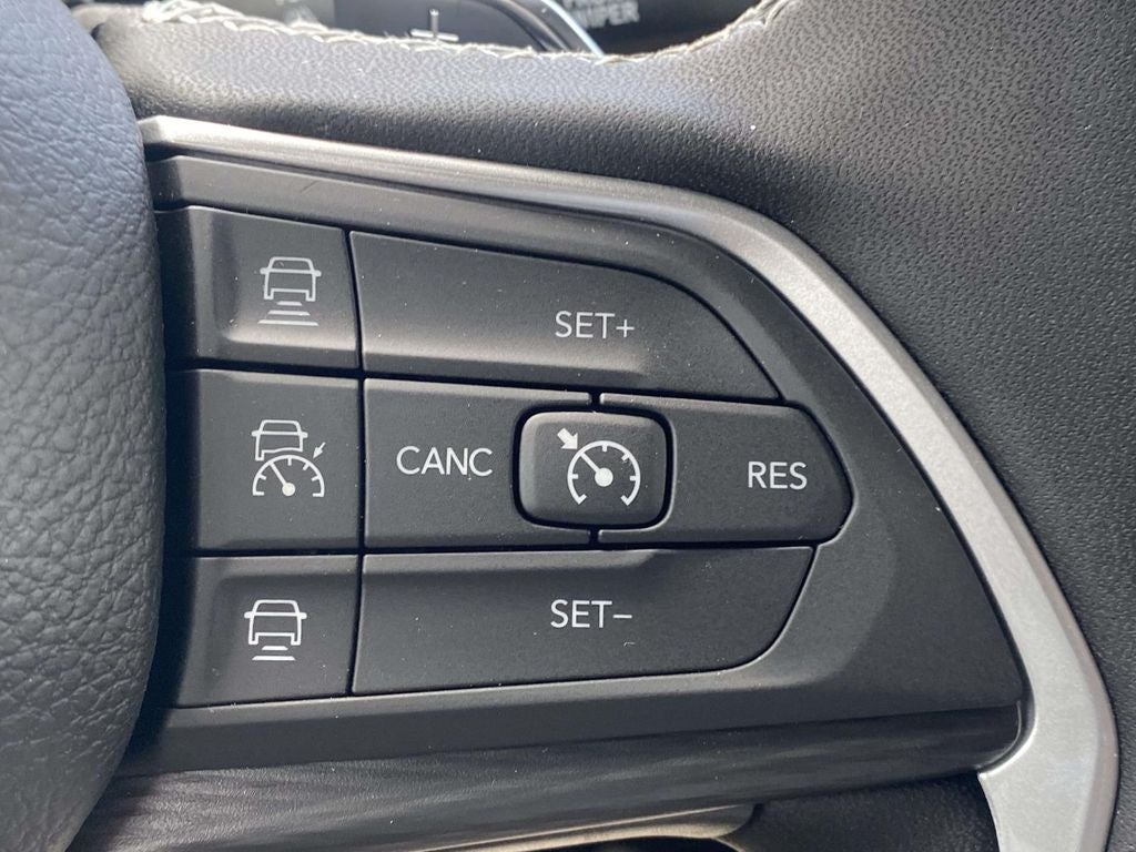 2026 Jeep Grand Cherokee GRAND CHEROKEE L LAREDO X 4X2