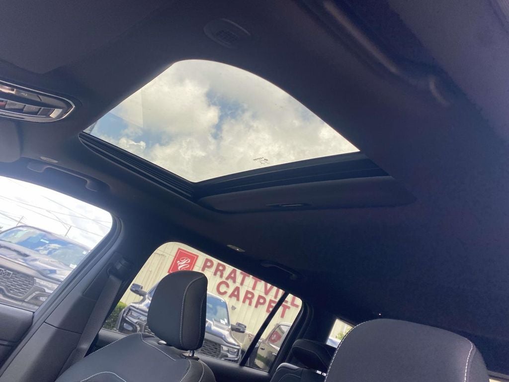 2026 Jeep Grand Cherokee GRAND CHEROKEE L LAREDO X 4X2