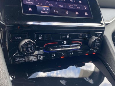 2026 Jeep Grand Cherokee GRAND CHEROKEE L LAREDO X 4X2