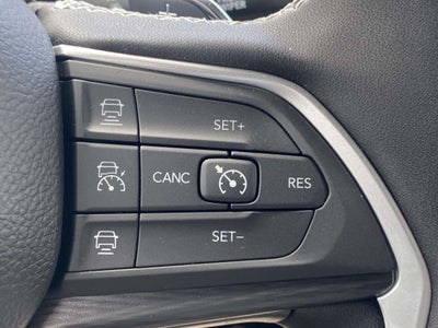 2026 Jeep Grand Cherokee GRAND CHEROKEE L LAREDO X 4X2
