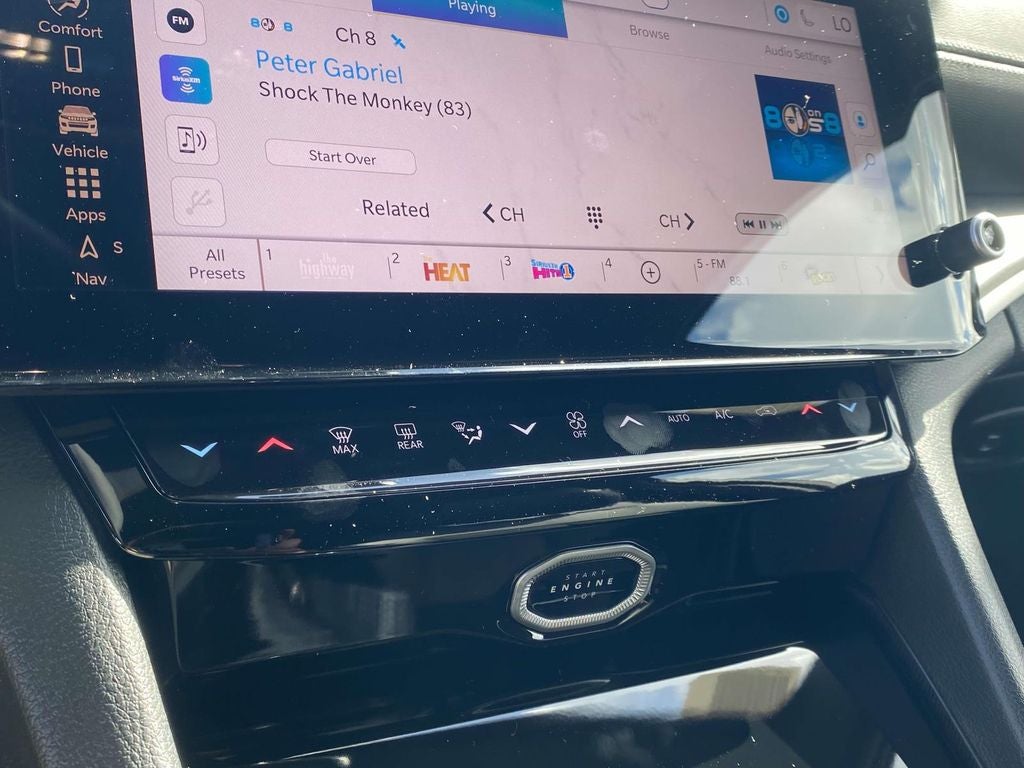 2026 Jeep Grand Cherokee GRAND CHEROKEE L LAREDO ALTITUDE 4X2