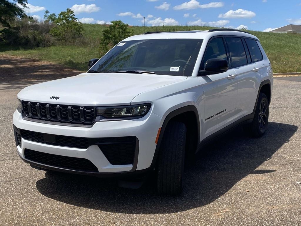 2026 Jeep Grand Cherokee GRAND CHEROKEE L LAREDO ALTITUDE 4X2