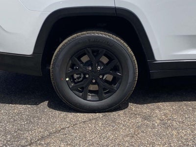 2026 Jeep Grand Cherokee GRAND CHEROKEE L LAREDO ALTITUDE 4X2