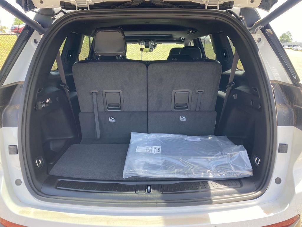 2026 Jeep Grand Cherokee GRAND CHEROKEE L LAREDO ALTITUDE 4X2