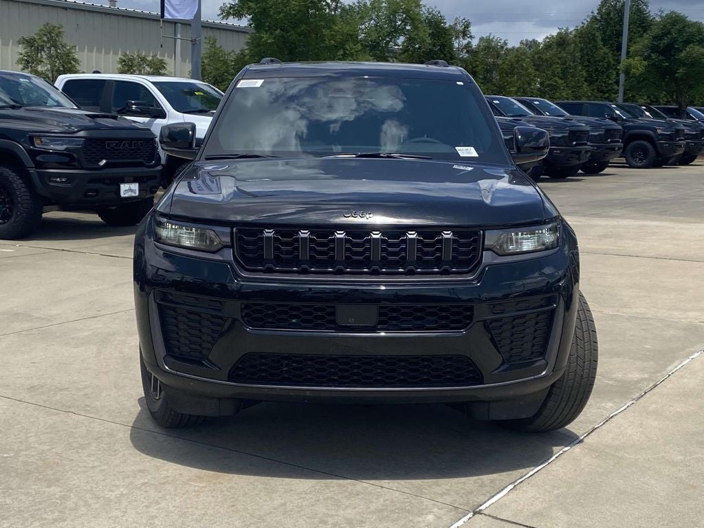 2026 Jeep Grand Cherokee GRAND CHEROKEE L LAREDO ALTITUDE 4X2