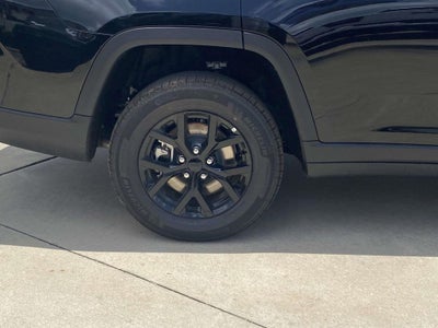 2026 Jeep Grand Cherokee GRAND CHEROKEE L LAREDO ALTITUDE 4X2