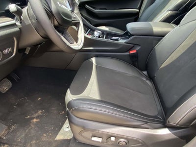 2026 Jeep Grand Cherokee GRAND CHEROKEE L LAREDO ALTITUDE 4X2