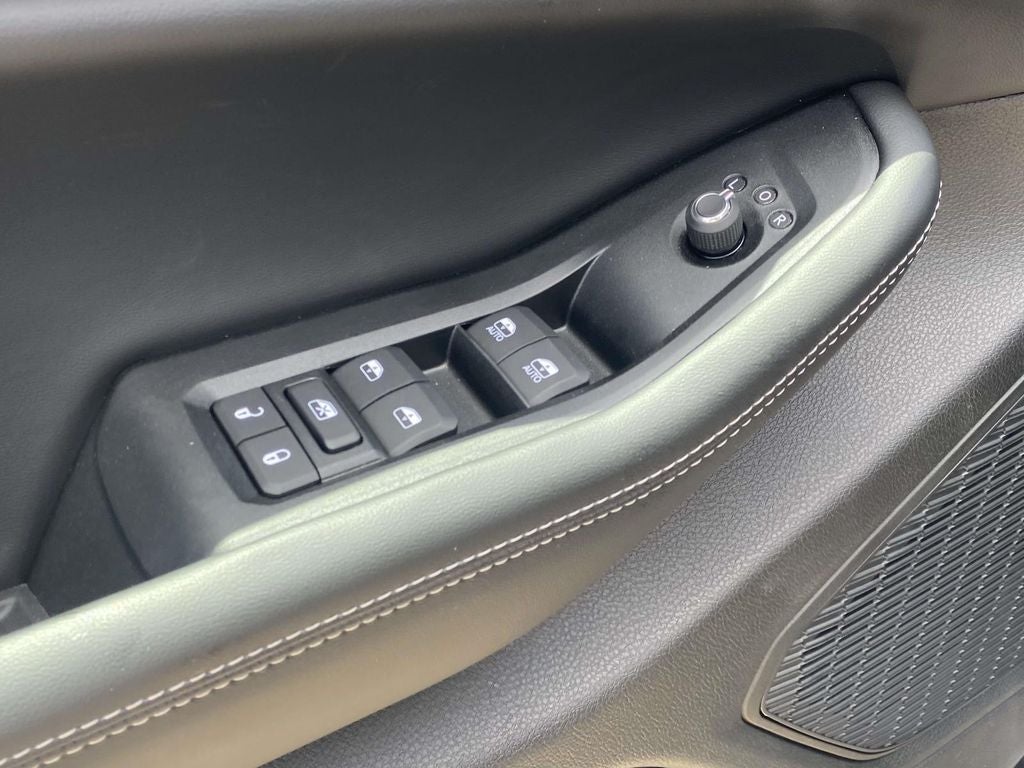 2026 Jeep Grand Cherokee GRAND CHEROKEE L LAREDO ALTITUDE 4X2