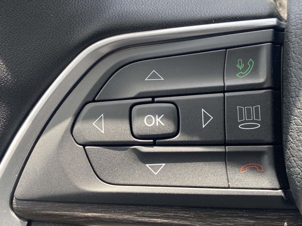 2026 Jeep Grand Cherokee GRAND CHEROKEE L LAREDO ALTITUDE 4X2