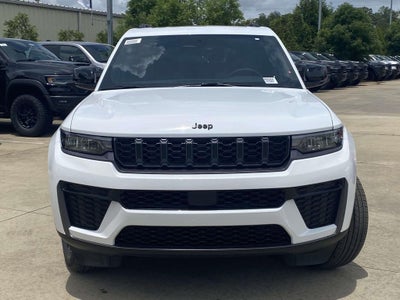 2026 Jeep Grand Cherokee GRAND CHEROKEE L LAREDO ALTITUDE 4X2