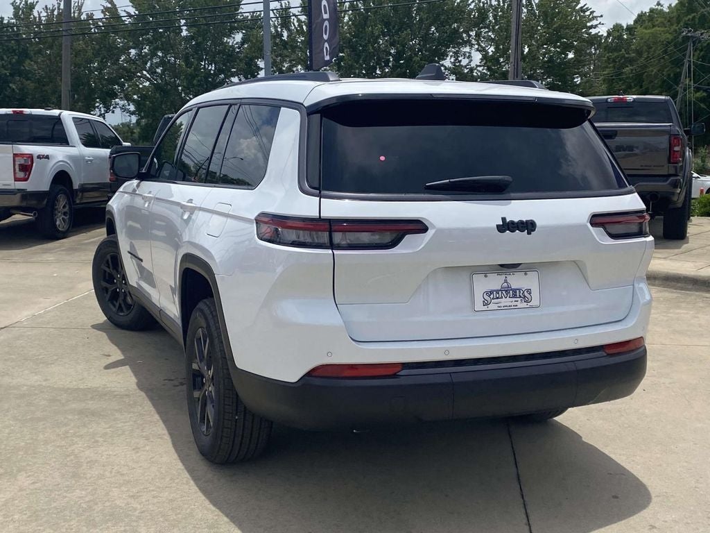 2026 Jeep Grand Cherokee GRAND CHEROKEE L LAREDO ALTITUDE 4X2