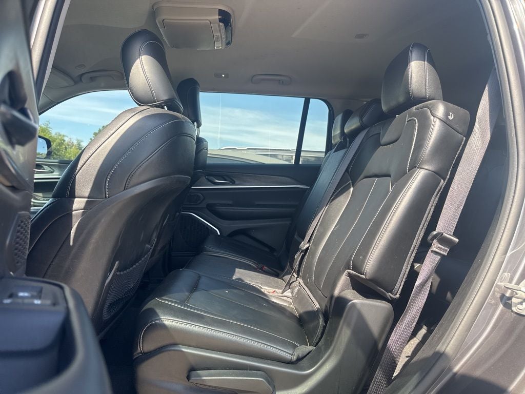 2023 Jeep Grand Cherokee L Limited 4x2