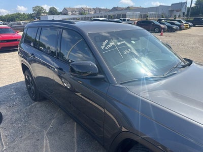 2023 Jeep Grand Cherokee L Limited 4x2