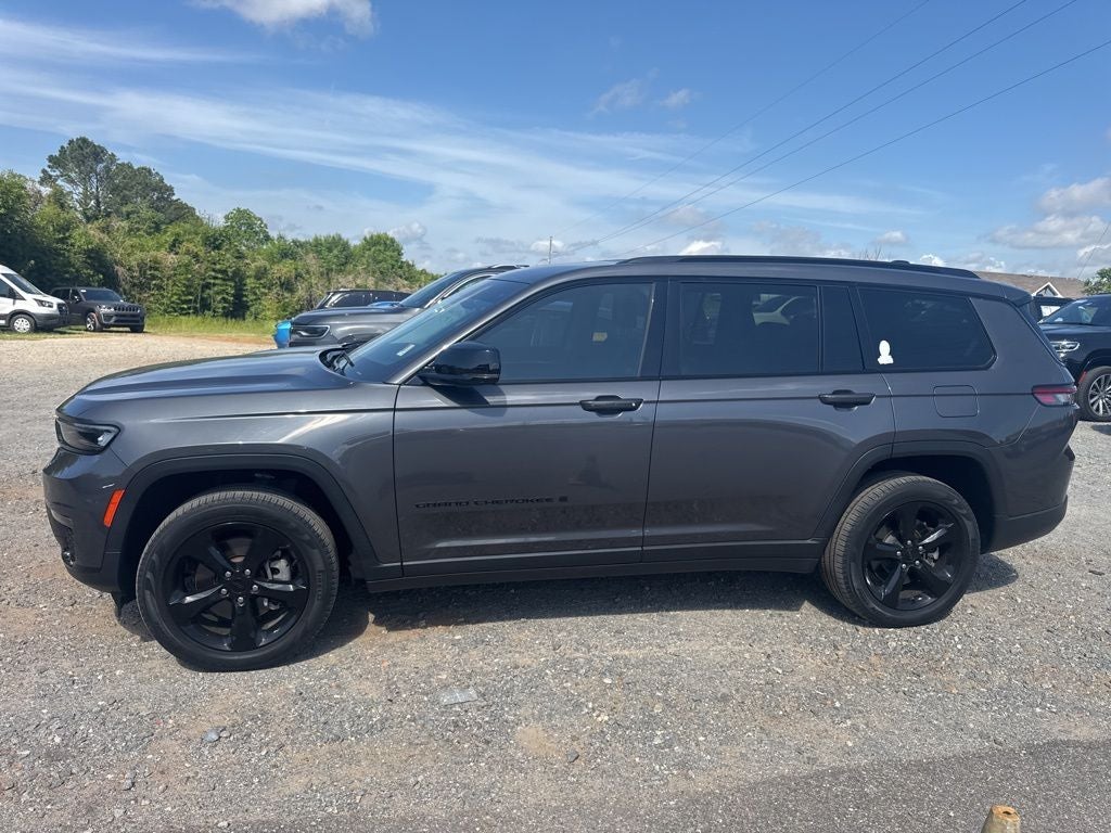 2023 Jeep Grand Cherokee L Limited 4x2