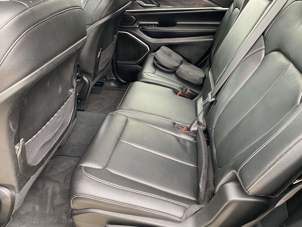 2023 Jeep Grand Cherokee L Limited 4x2