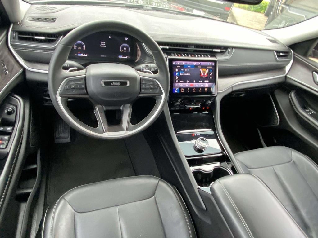 2023 Jeep Grand Cherokee L Limited 4x2