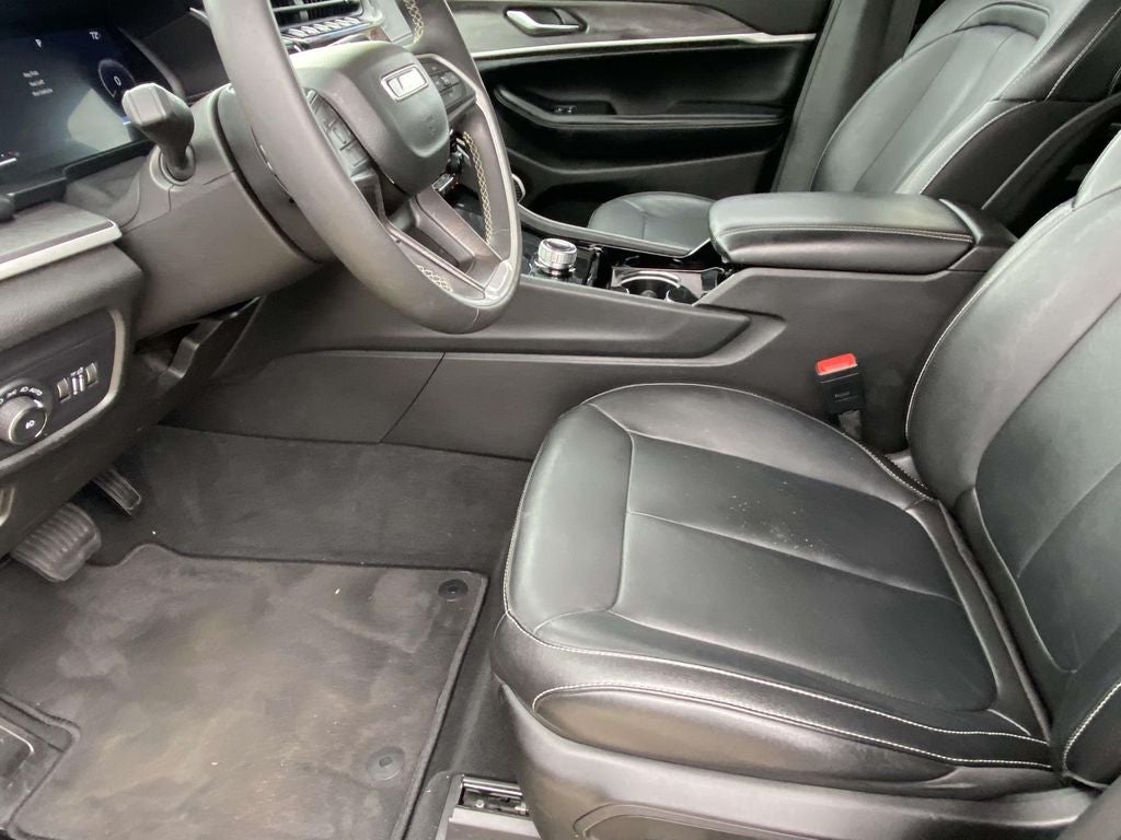 2023 Jeep Grand Cherokee L Limited 4x2