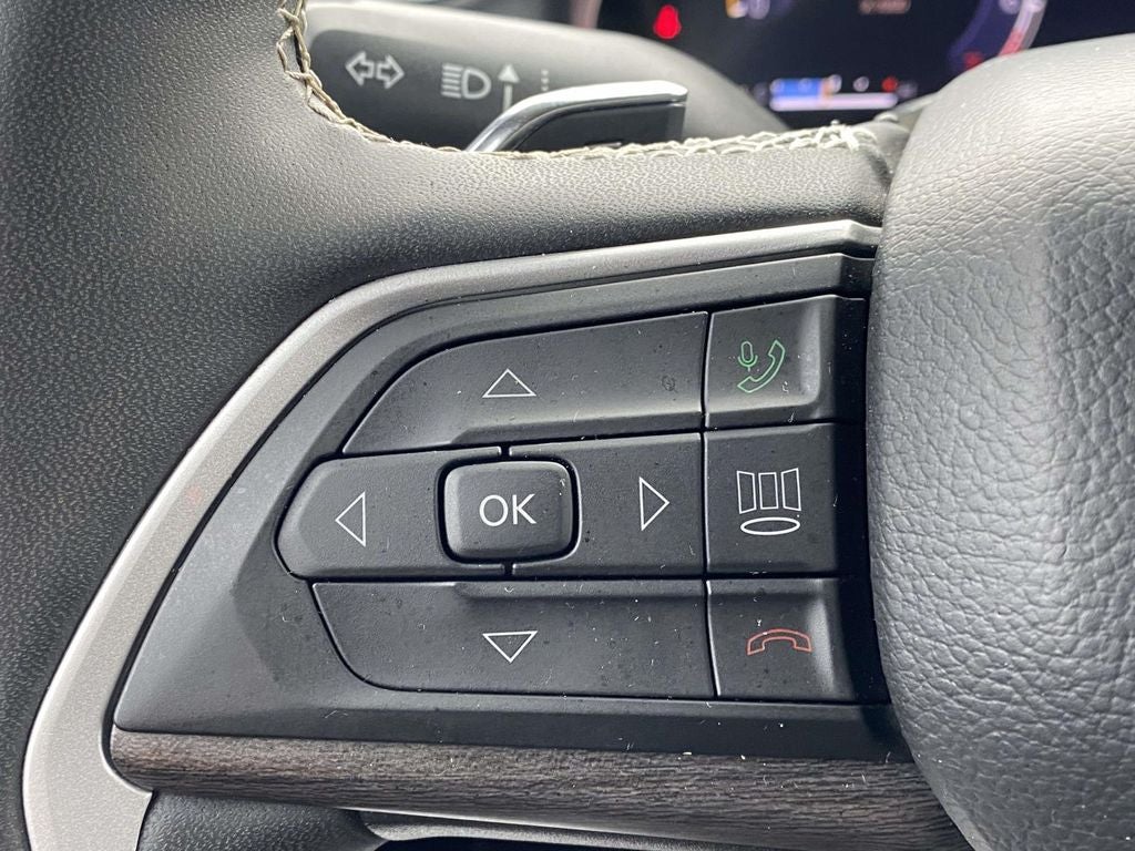 2023 Jeep Grand Cherokee L Limited 4x2