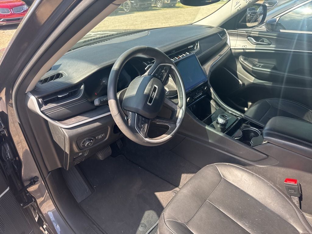 2023 Jeep Grand Cherokee L Limited 4x2