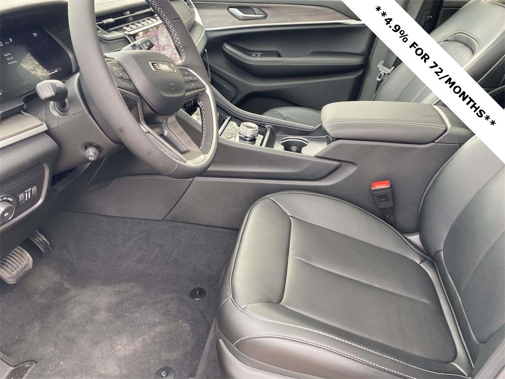 2025 Jeep Grand Cherokee GRAND CHEROKEE L LIMITED 4X2