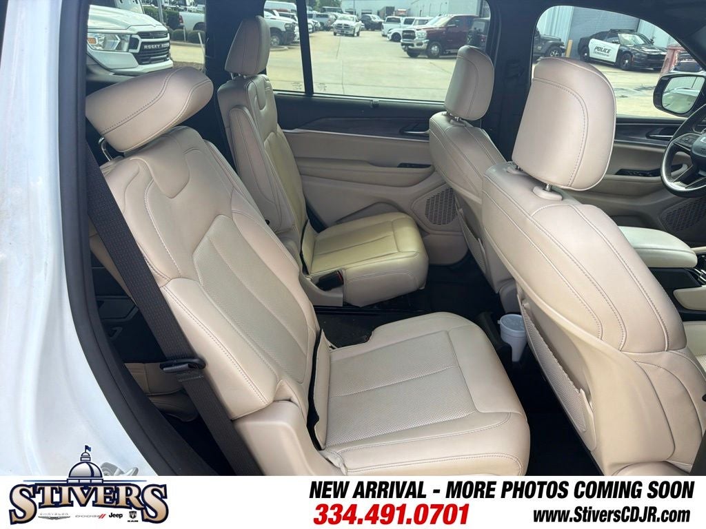 2023 Jeep Grand Cherokee L Limited 4x2