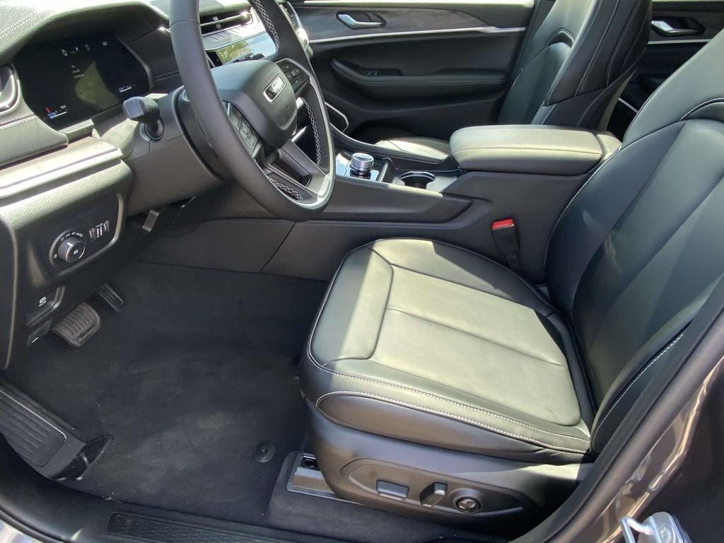 2026 Jeep Grand Cherokee GRAND CHEROKEE L LIMITED 4X2